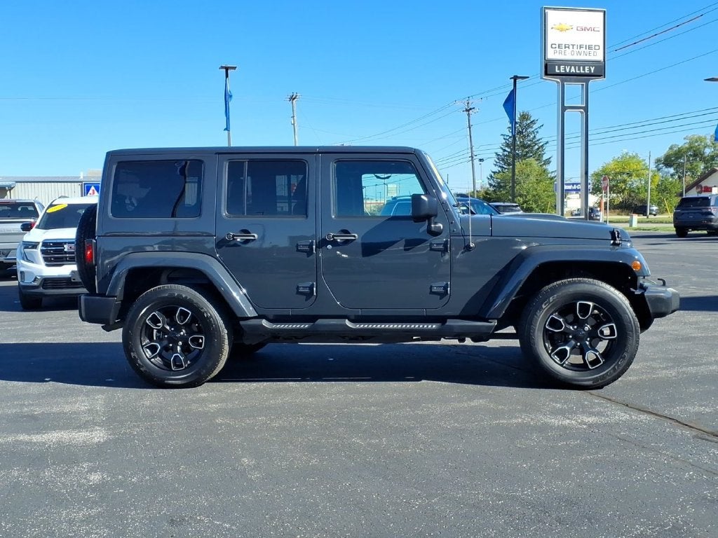 2018 Jeep Wrangler JK Unlimited Sahara
