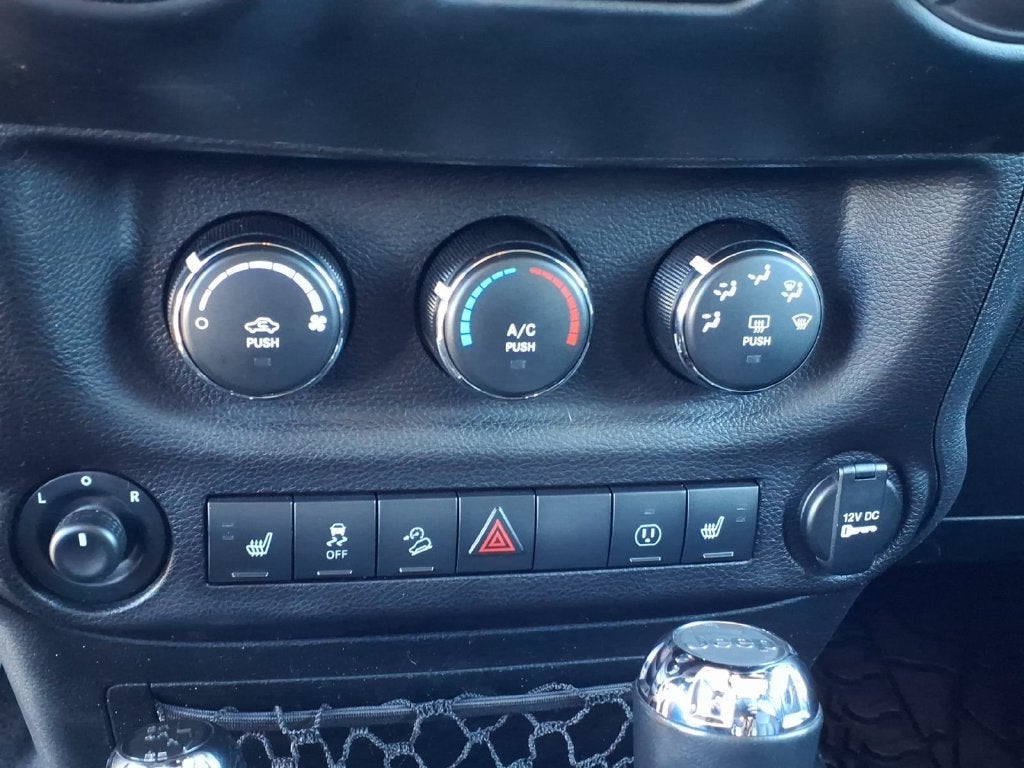 2018 Jeep Wrangler JK Unlimited Sahara