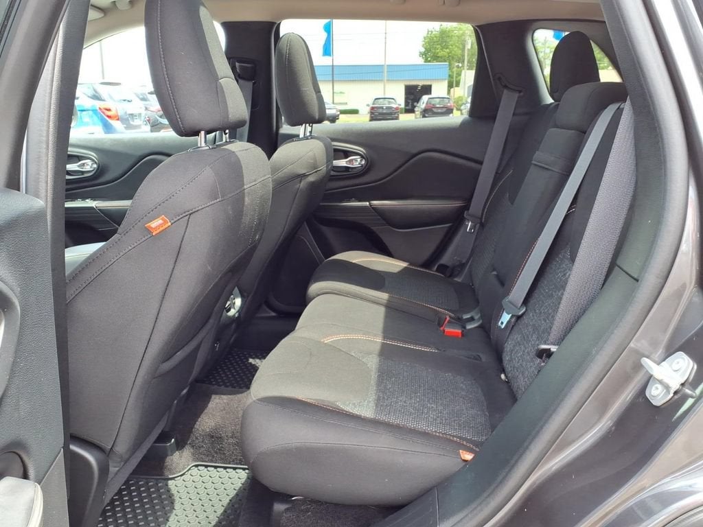 2016 Jeep Cherokee 75th Anniversary