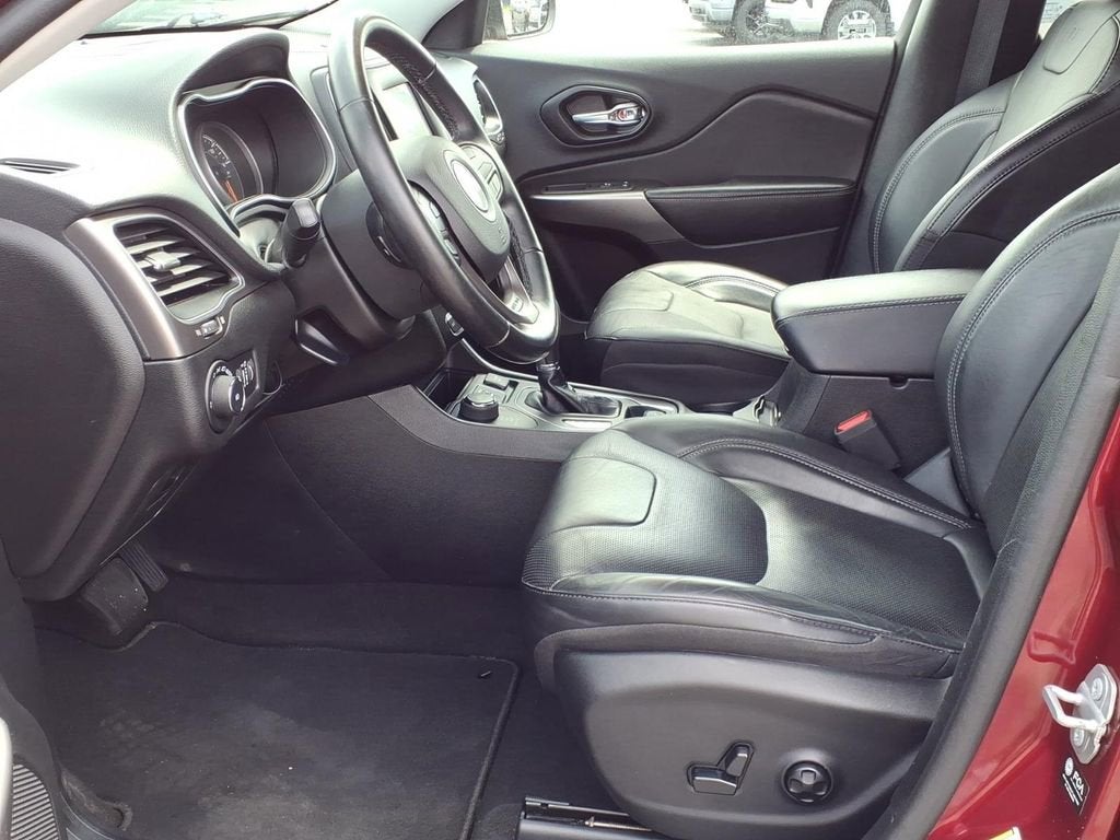 2021 Jeep Cherokee Latitude Lux