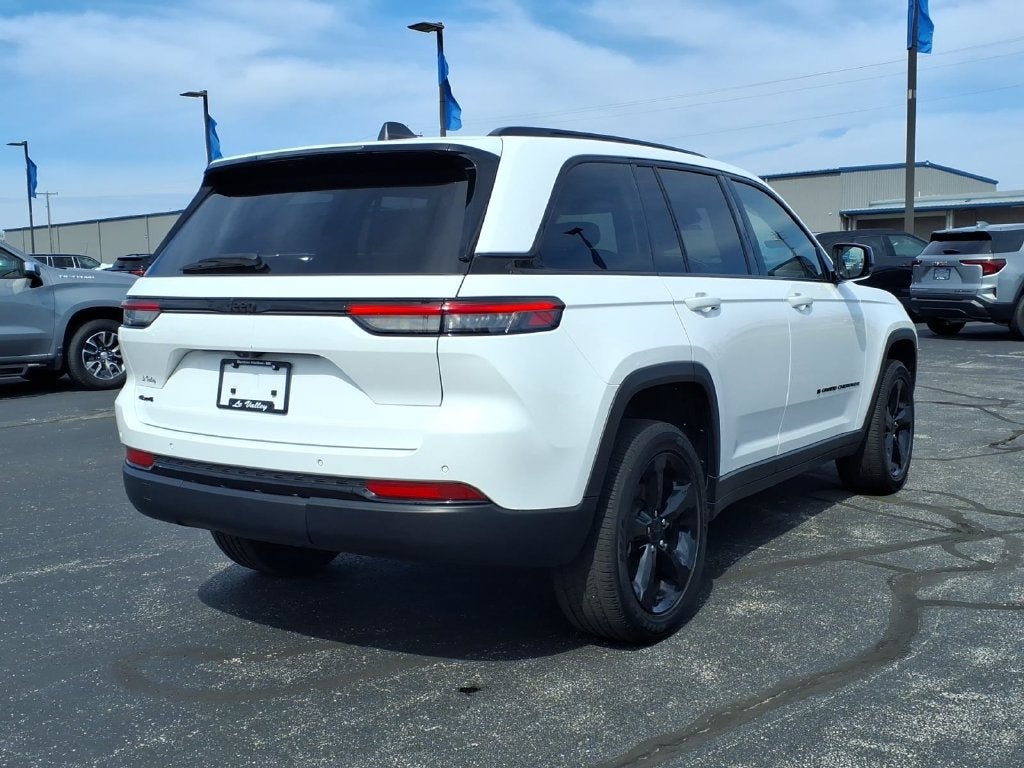 2023 Jeep Grand Cherokee Altitude