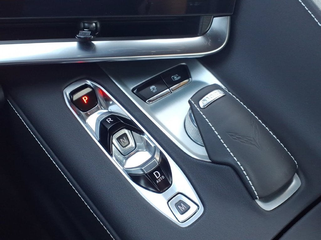 2023 Chevrolet Corvette Stingray 2LT