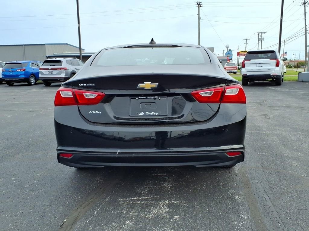 2021 Chevrolet Malibu LS