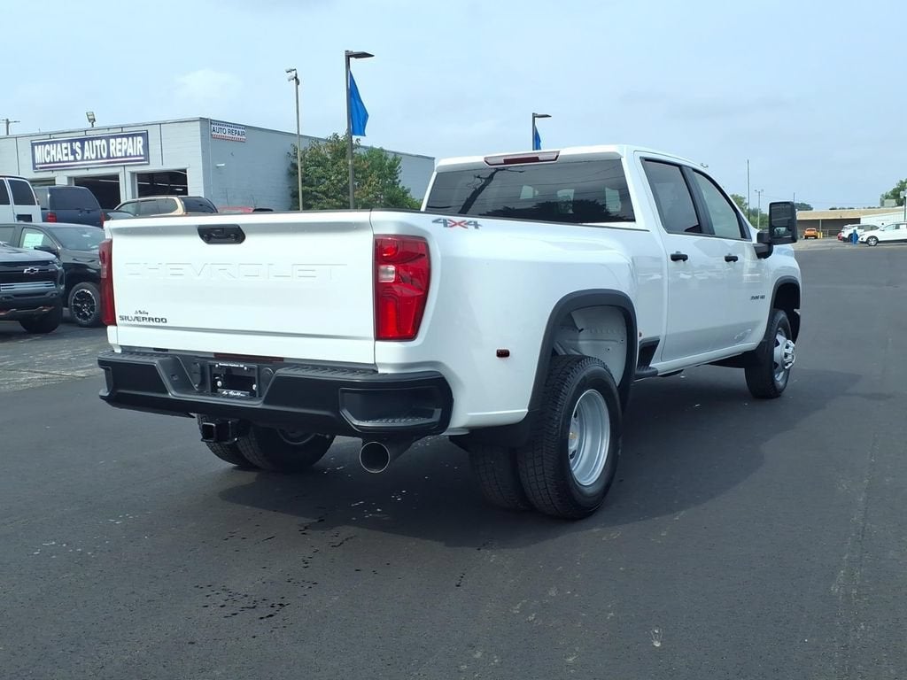 2026 Chevrolet Silverado 3500 HD WT DRW