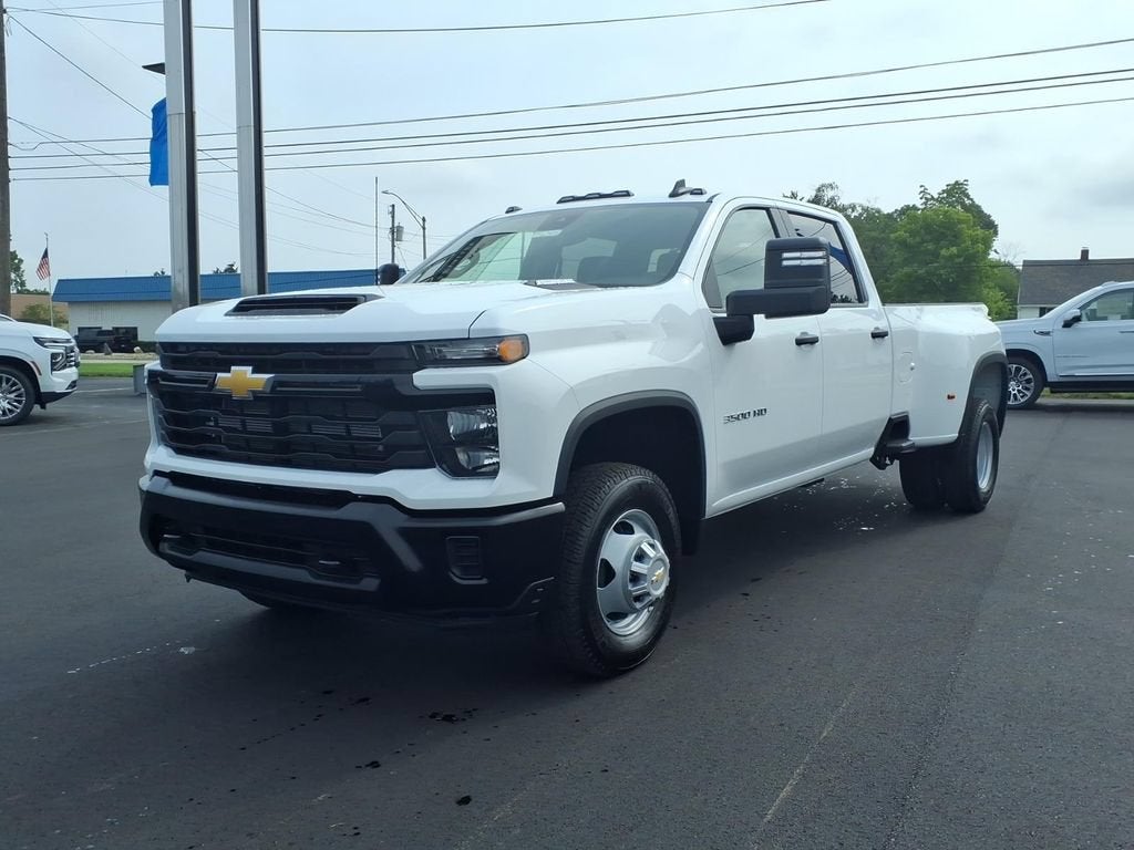 2026 Chevrolet Silverado 3500 HD WT DRW