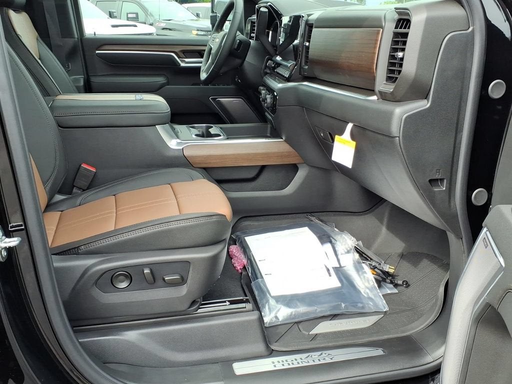 2026 Chevrolet Silverado 3500 HD High Country DRW