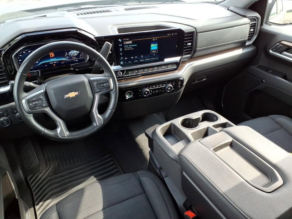 2023 Chevrolet Silverado 1500 LT (2FL)