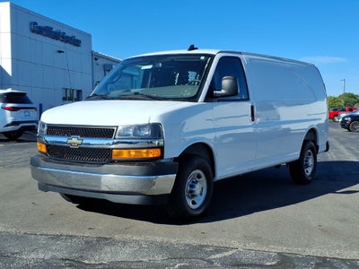 2025 Chevrolet Express Cargo WT