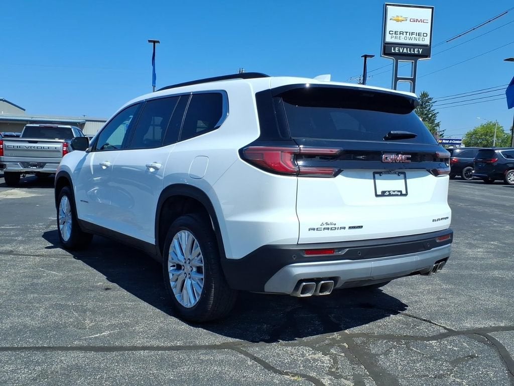 2026 GMC Acadia Elevation