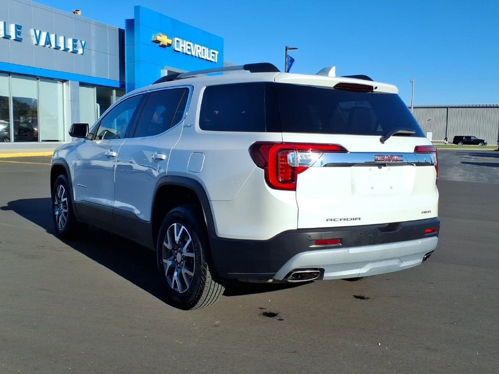 2023 GMC Acadia SLT
