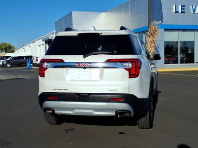 2023 GMC Acadia SLT