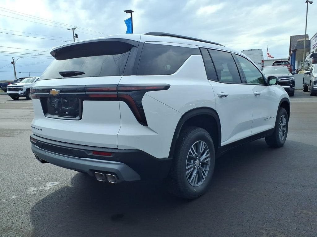 2027 Chevrolet Traverse LT - Photo 14