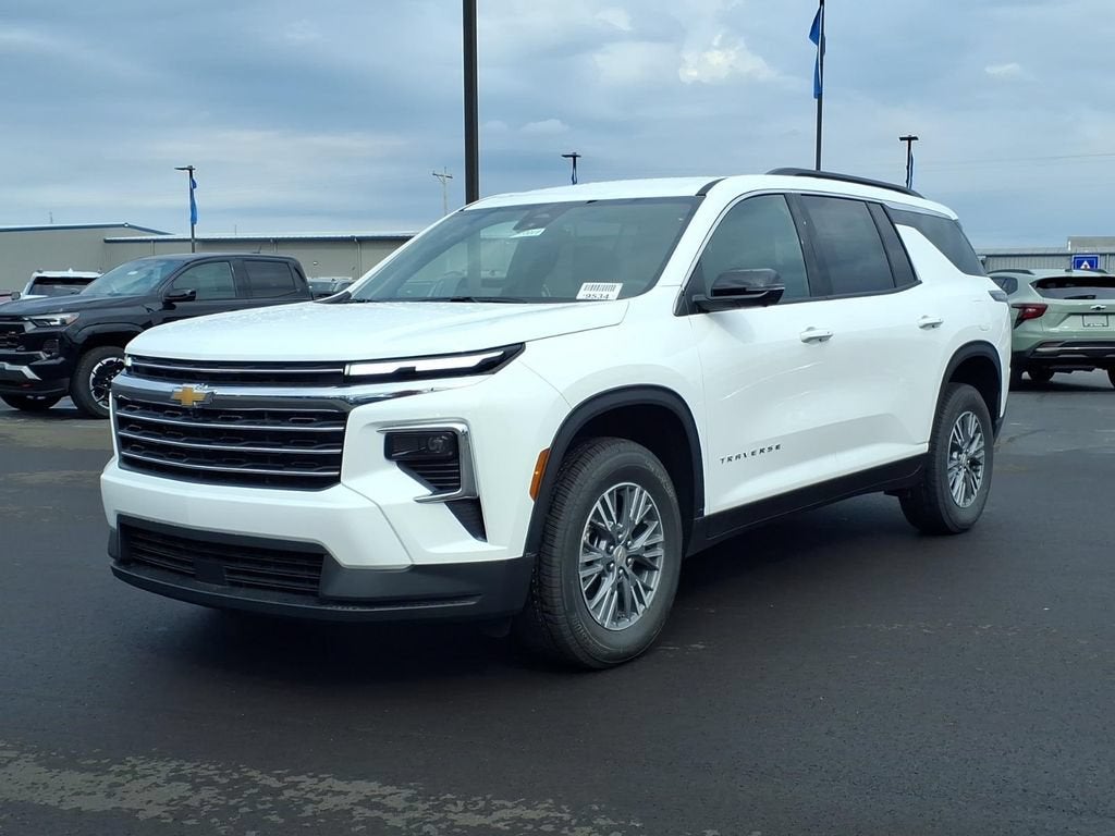 2027 Chevrolet Traverse LT - Photo 3