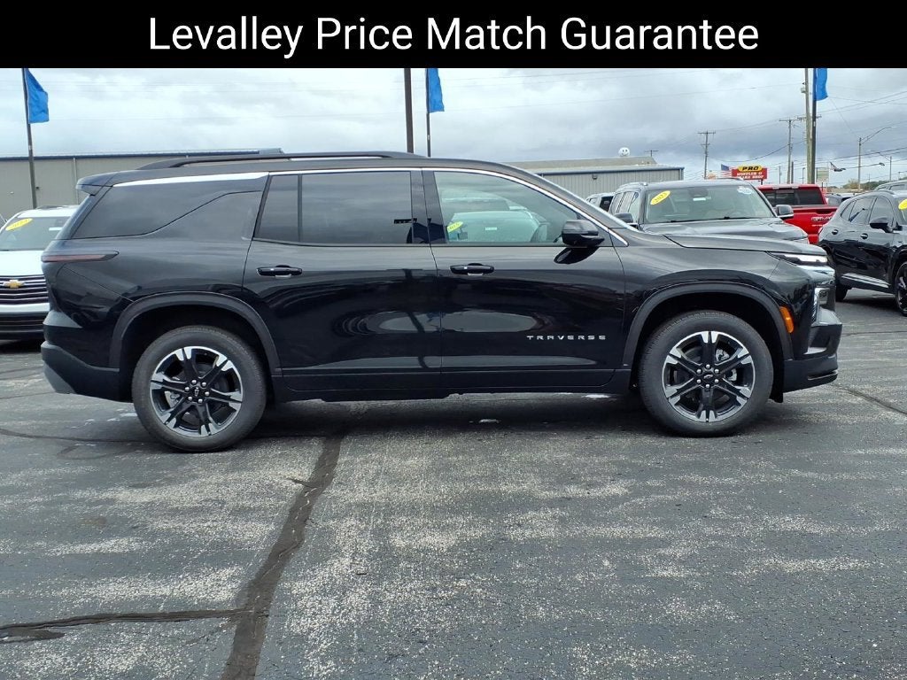 2027 Chevrolet Traverse LT