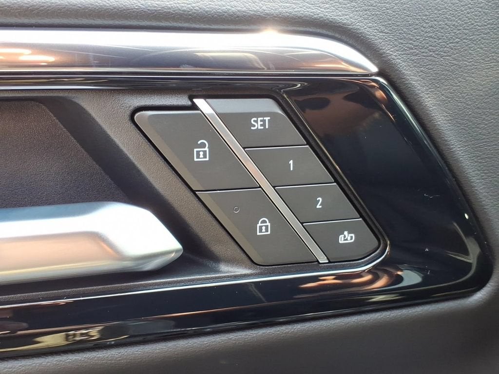 2025 Chevrolet Tahoe RST