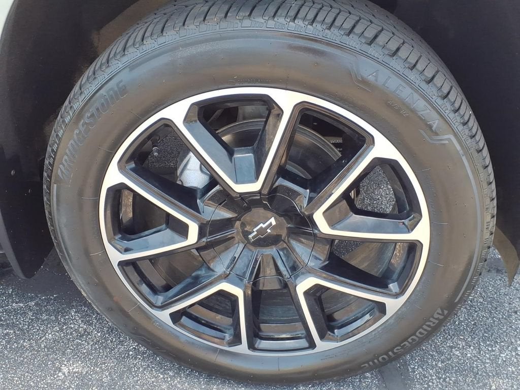 2025 Chevrolet Tahoe RST