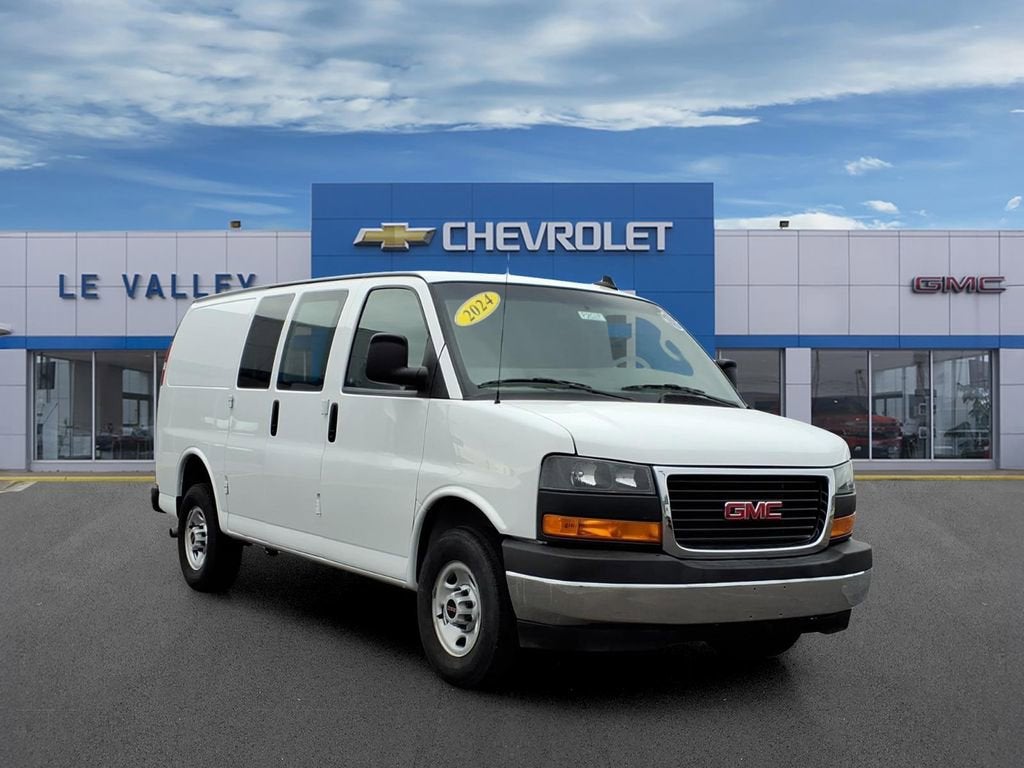 2024 GMC Savana Cargo 2500 Work Van