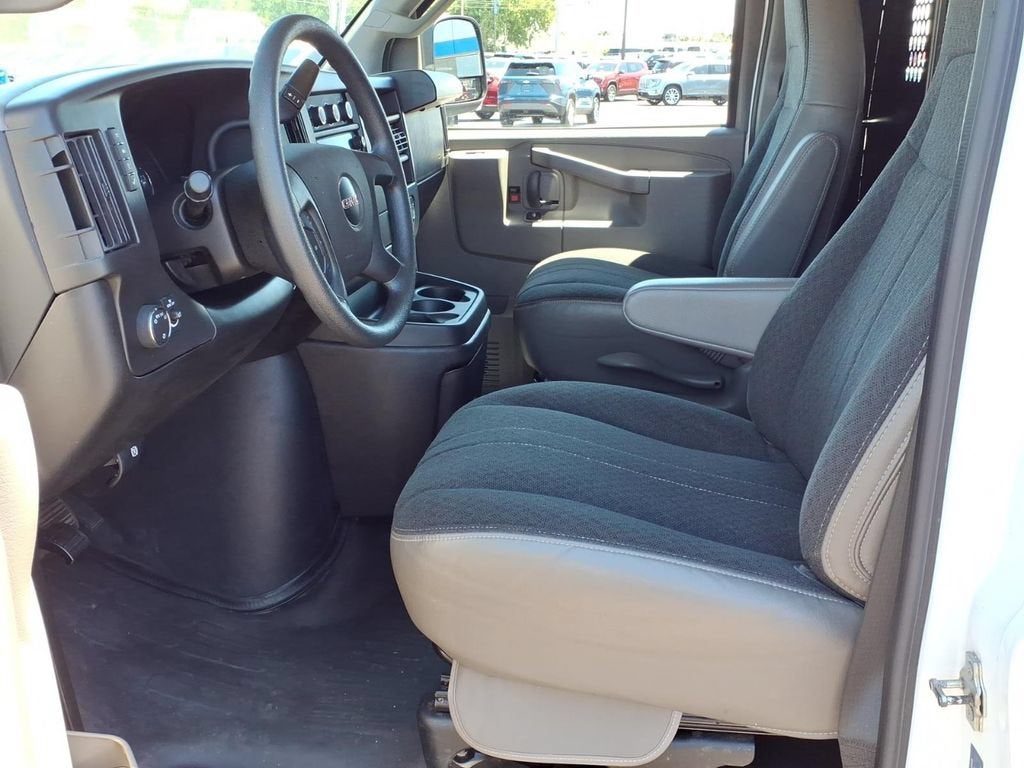 2024 GMC Savana Cargo 2500 Work Van