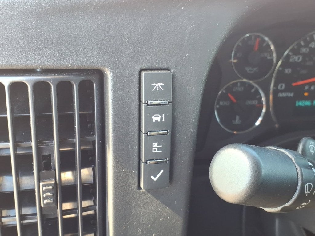 2025 GMC Savana Cargo Work Van