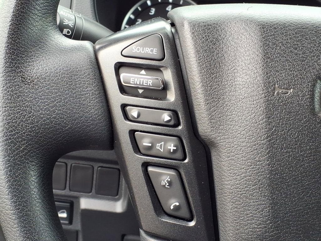 2022 Nissan Frontier S