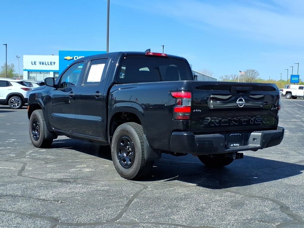 2022 Nissan Frontier S