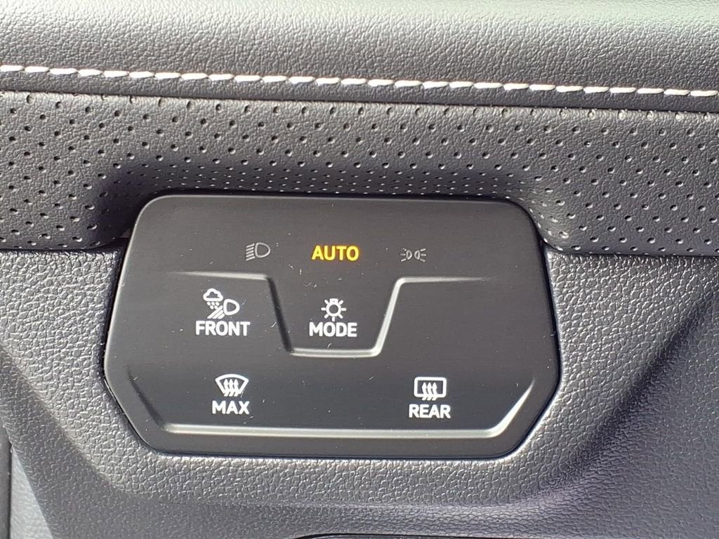 2025 Volkswagen Atlas 2.0T SE