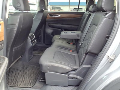 2025 Volkswagen Atlas 2.0T SE
