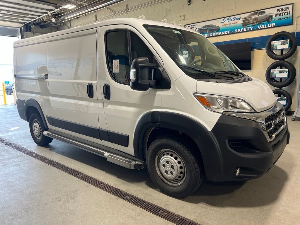 2025 RAM ProMaster Cargo Van Tradesman