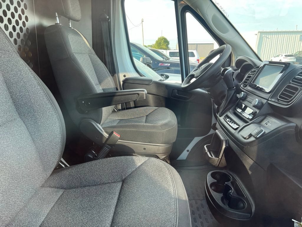 2025 RAM ProMaster Cargo Van Tradesman