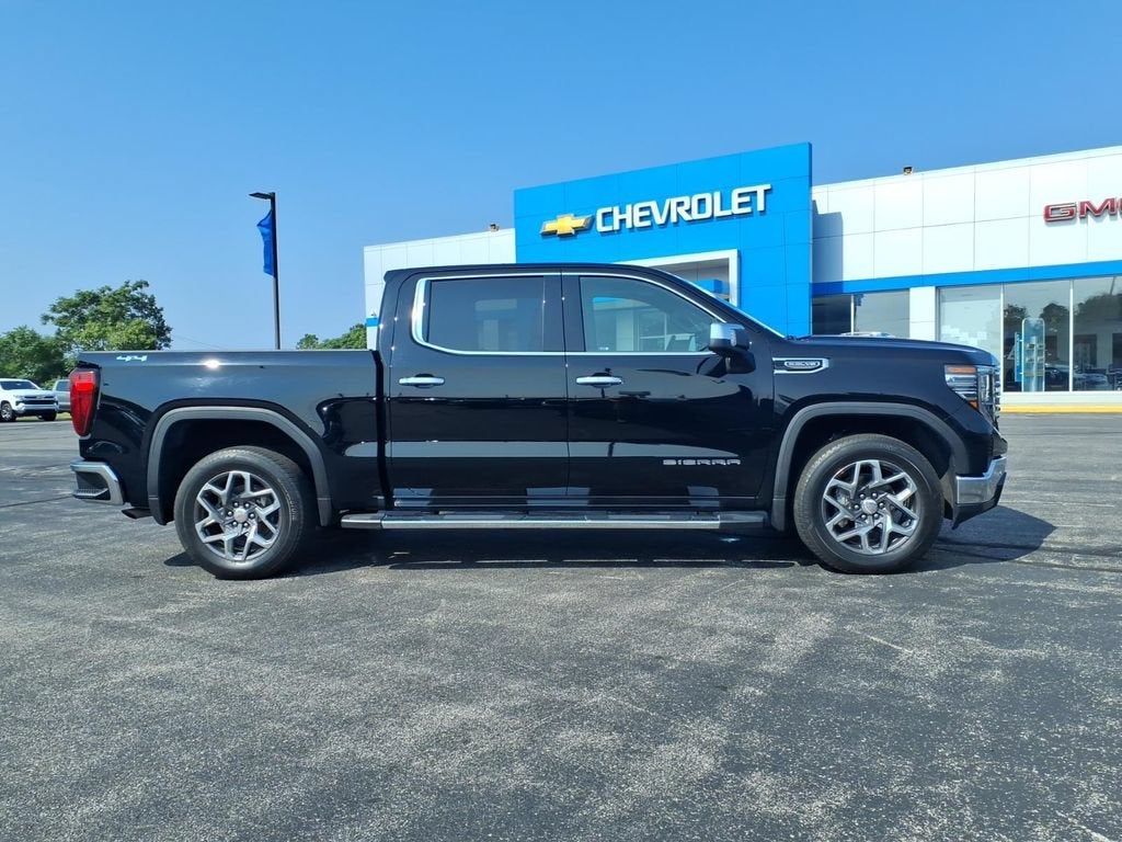 2022 GMC Sierra 1500 SLT