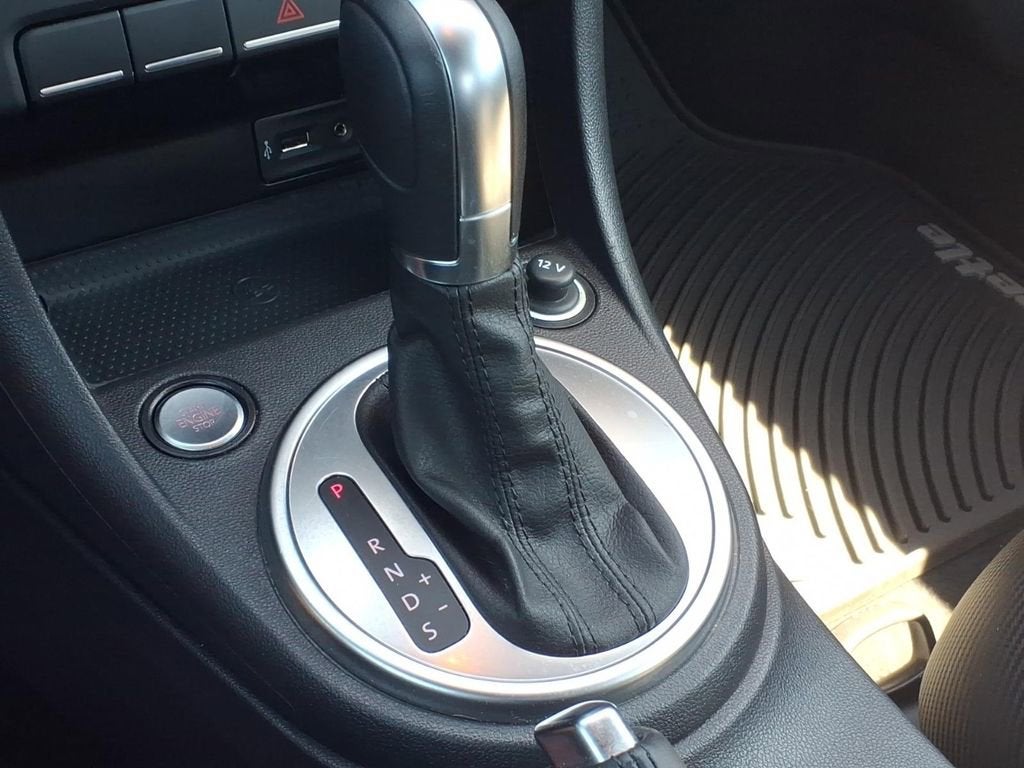 2018 Volkswagen Beetle S