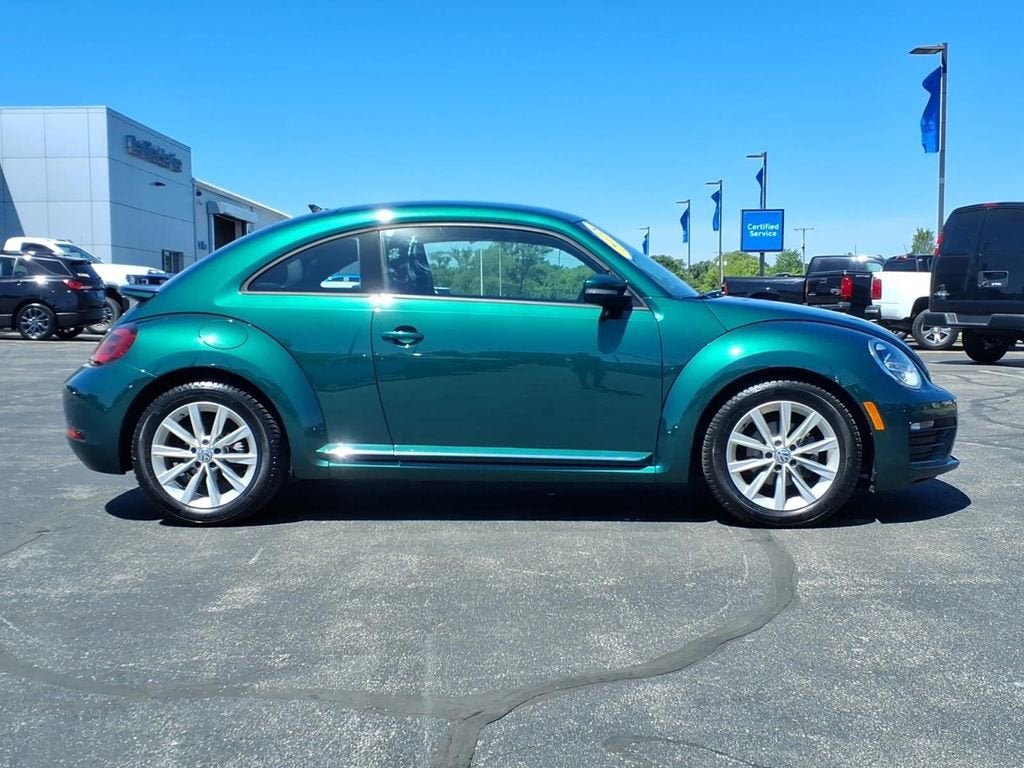 2018 Volkswagen Beetle S