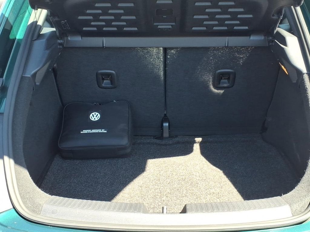 2018 Volkswagen Beetle S