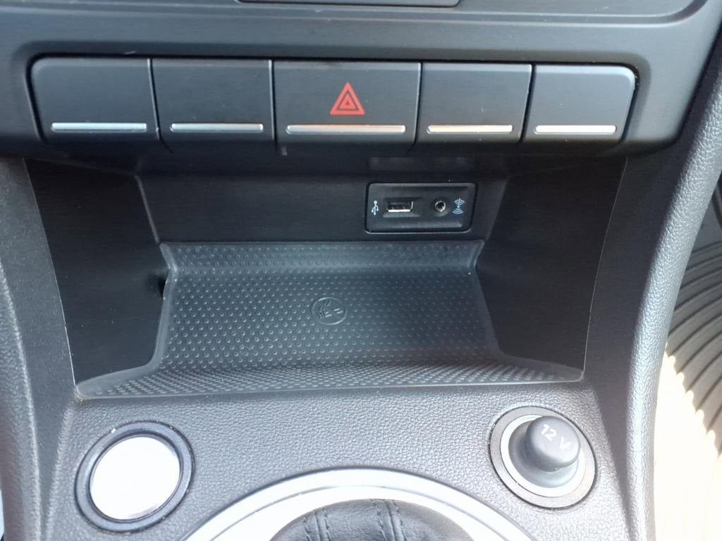 2018 Volkswagen Beetle S