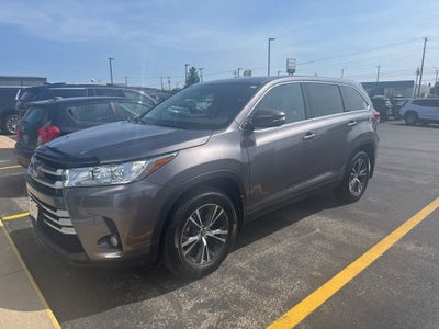 2019 Toyota Highlander LE