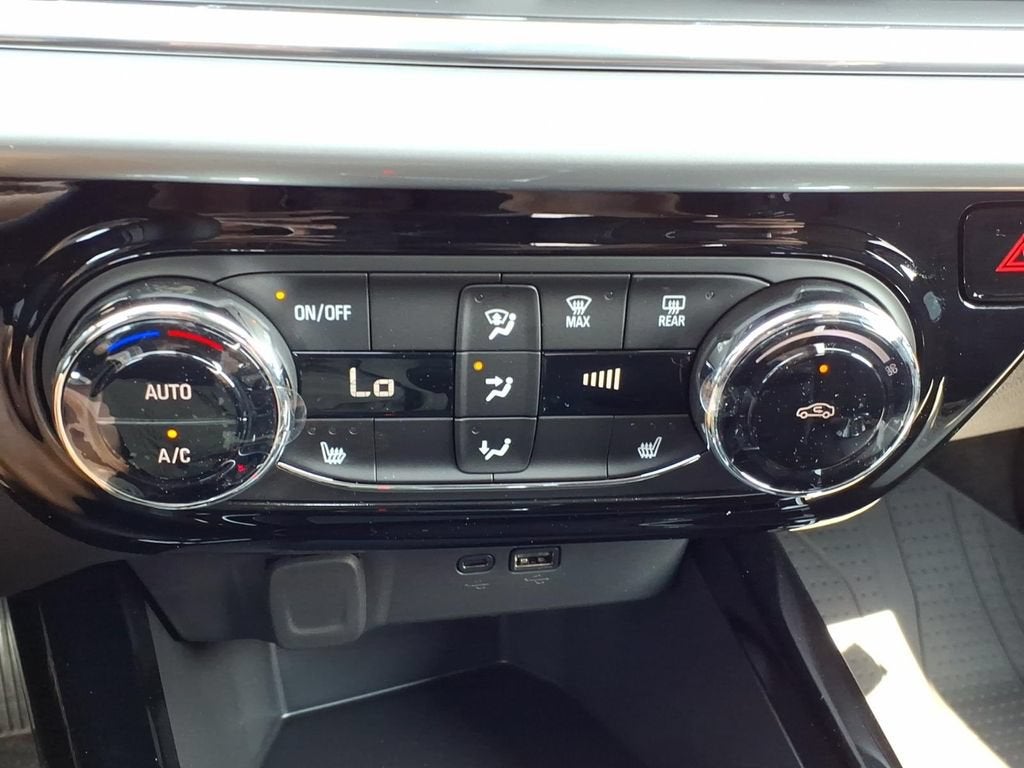 2026 Chevrolet Trax LT - Photo 15