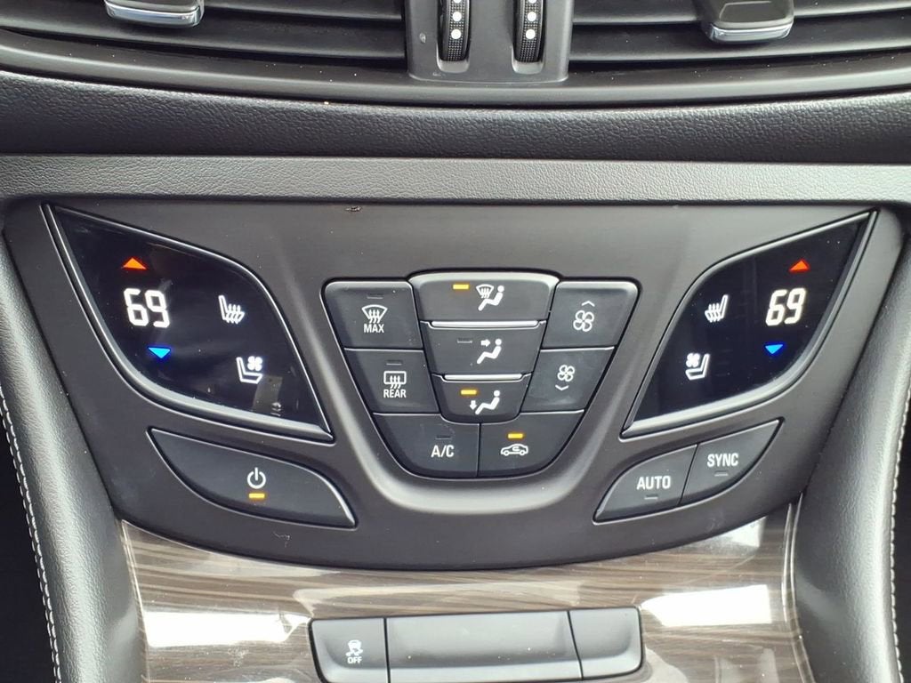 2020 Buick Envision Premium II