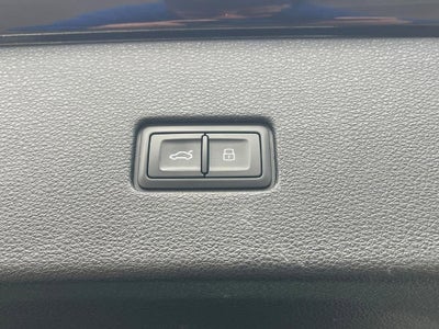 2019 Audi Q8 Premium Plus