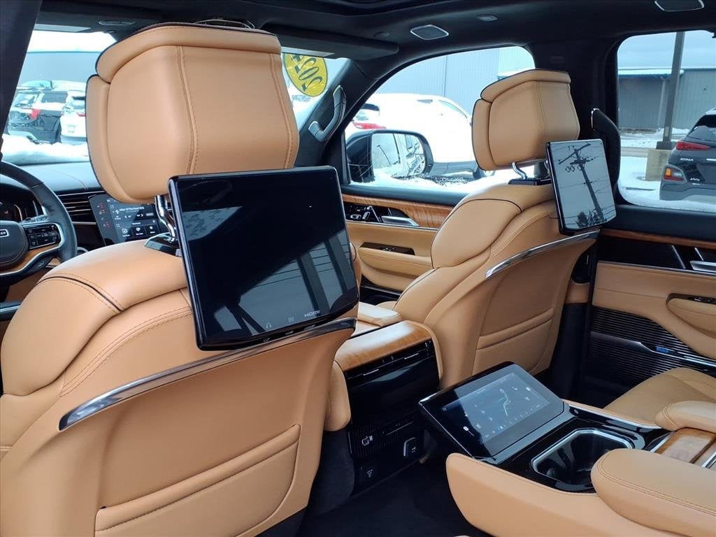 2024 Jeep Grand Wagoneer L Series III