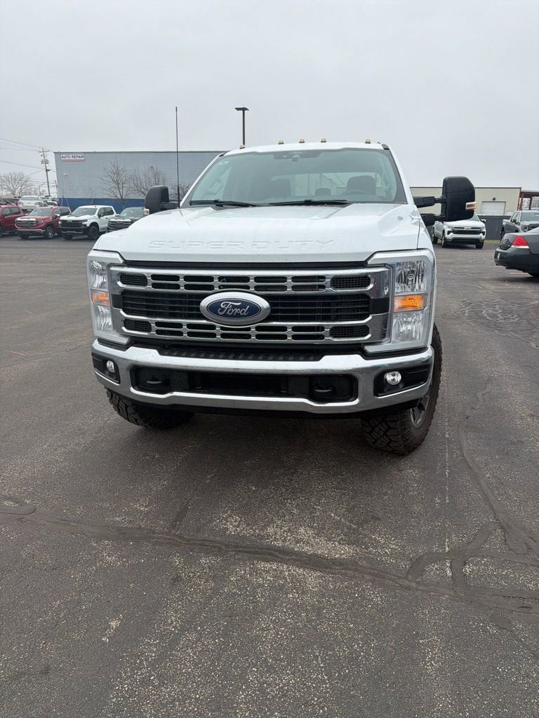 2026 Ford Super Duty F-350 SRW XL