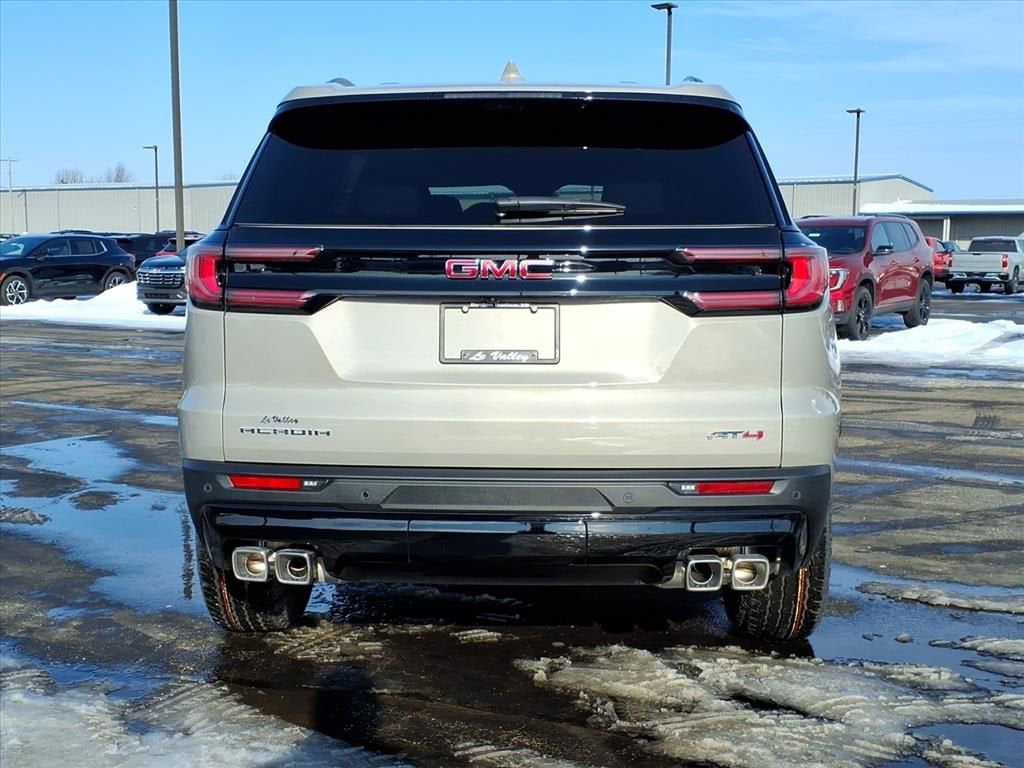 2026 GMC Acadia AT4