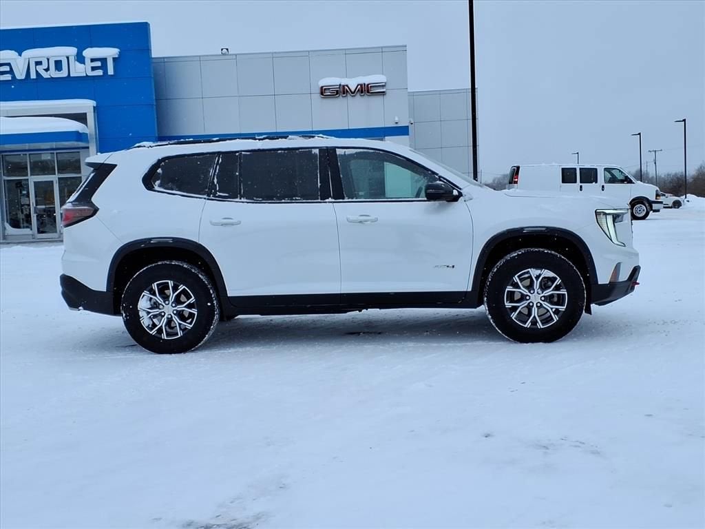 2024 GMC Acadia AT4