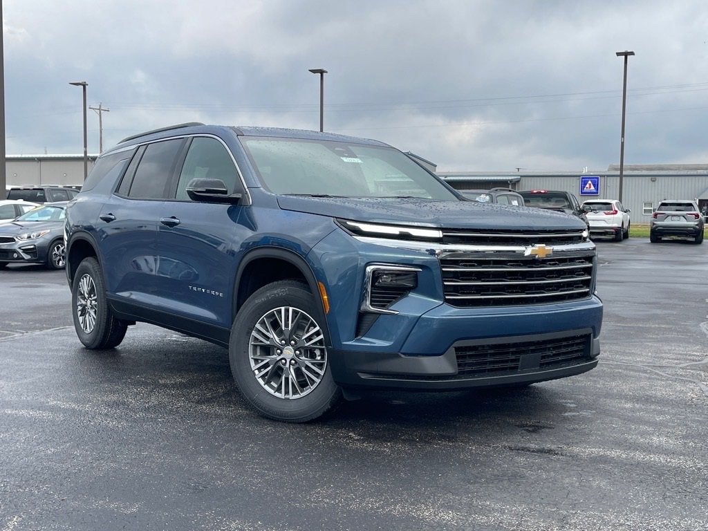 2026 Chevrolet Traverse LT's photo