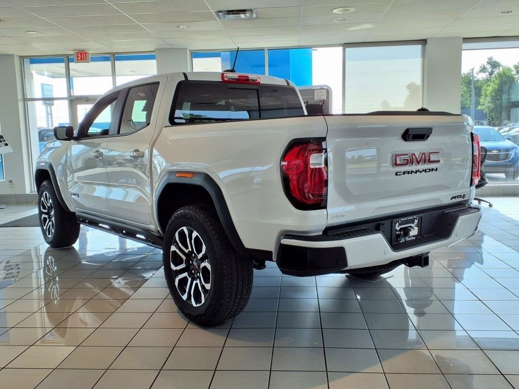 2025 GMC Canyon AT4