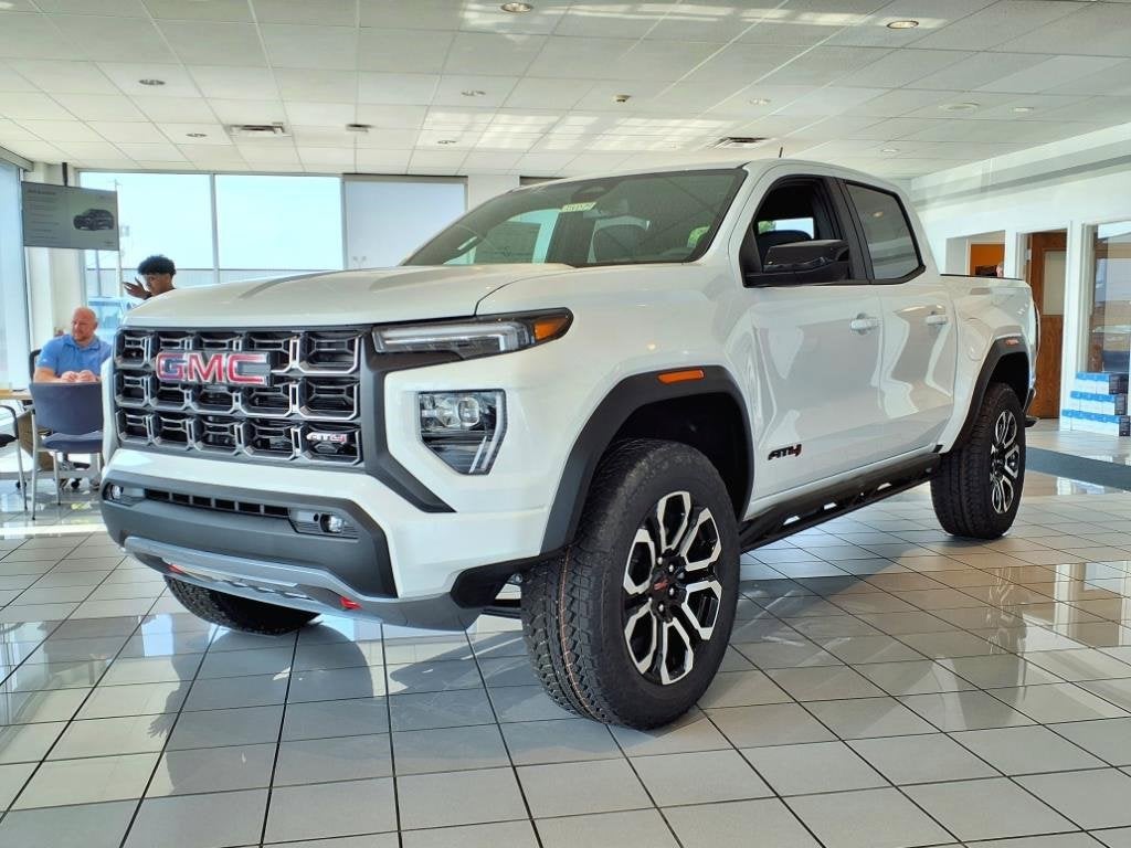 2025 GMC Canyon AT4