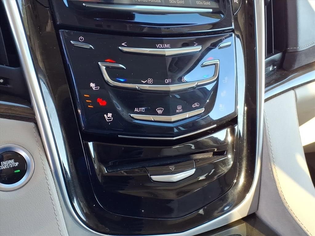 2020 Cadillac Escalade Luxury