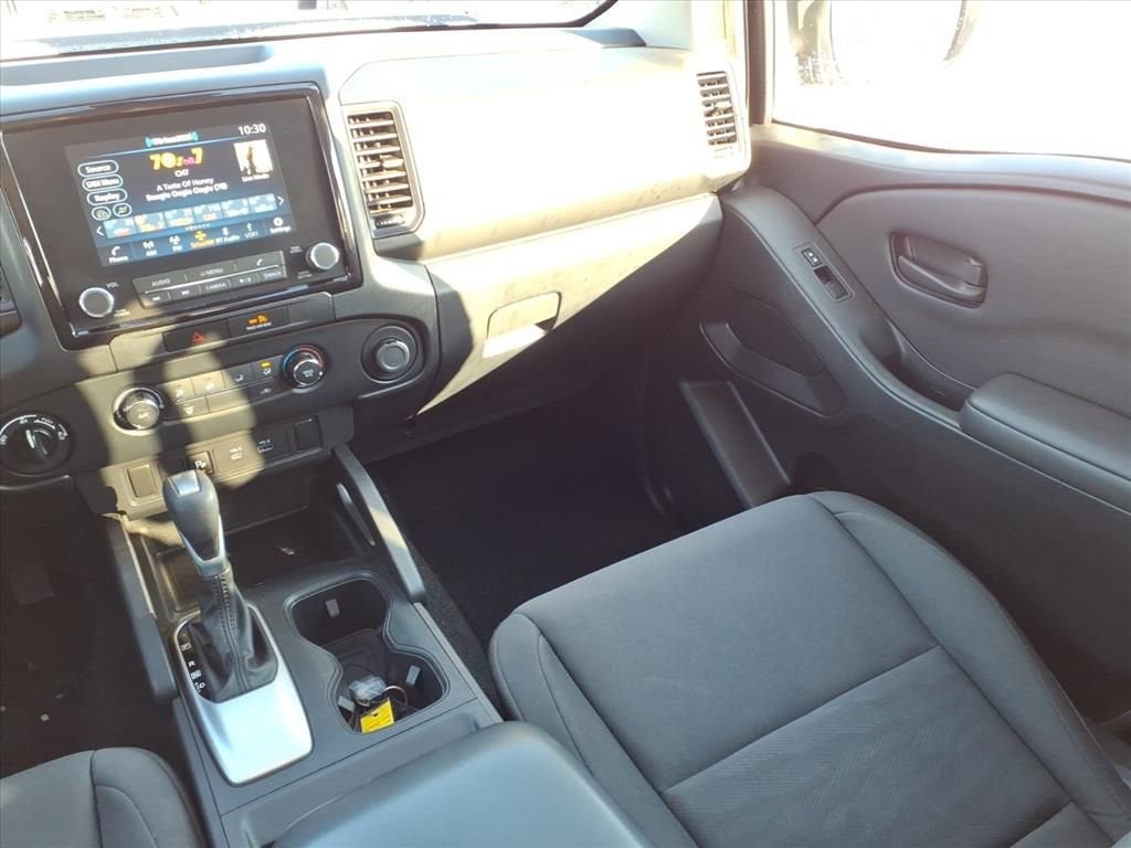 2022 Nissan Frontier S