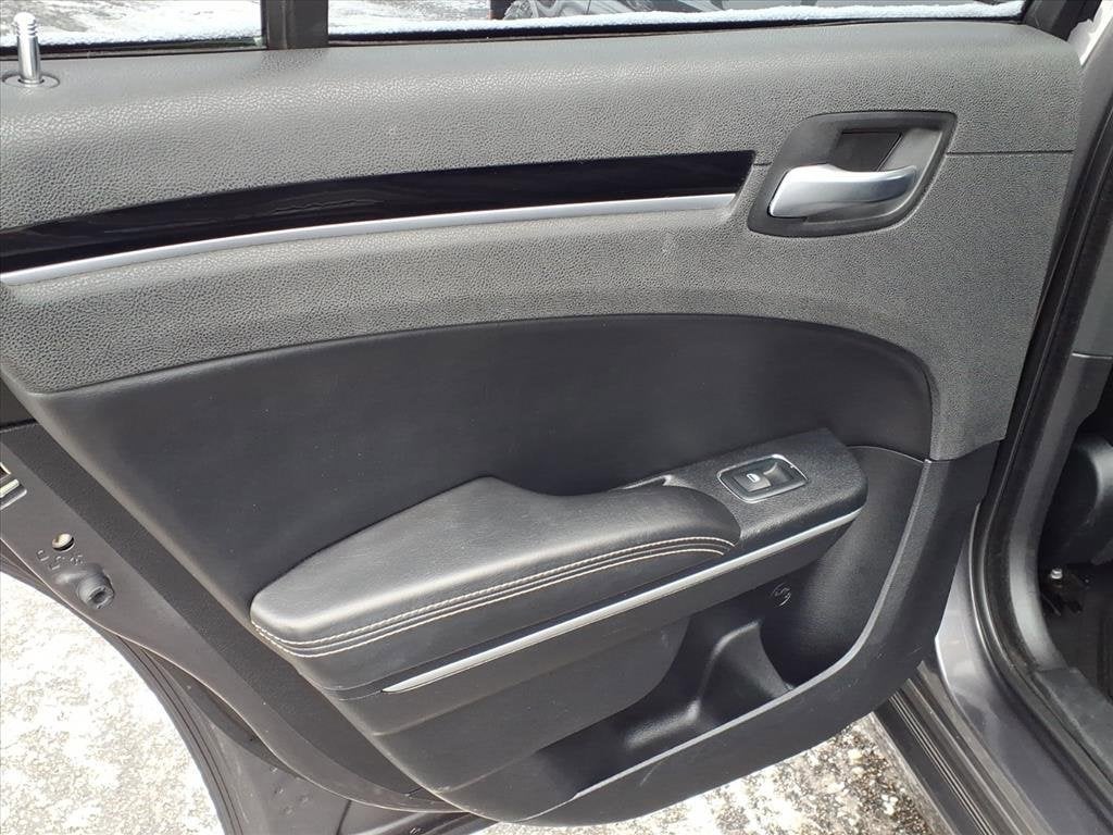 2019 Chrysler 300 300S