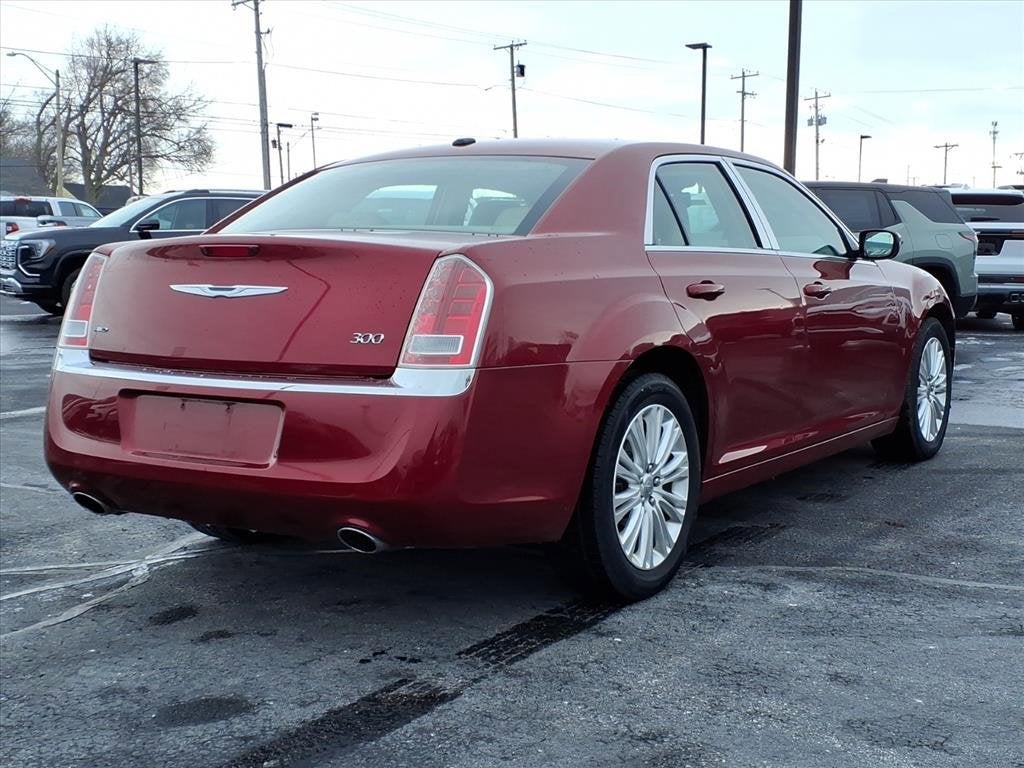 2014 Chrysler 300 BASE