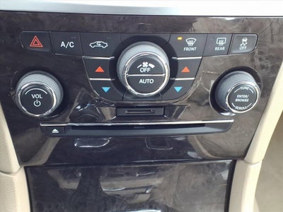 2014 Chrysler 300 BASE